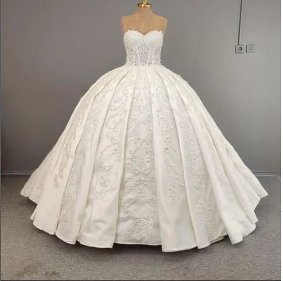Tarry haute couture